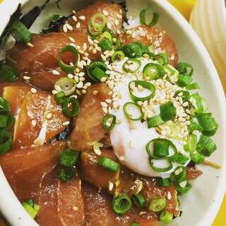 やもめ食堂 これは良い マグロのヅケ玉丼